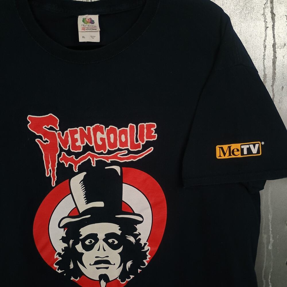 Svengoolie XL MeTV Official Chicken Thrower Halloween Horror Promo Black T-Shirt